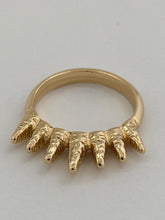Load image into Gallery viewer, The Errol Ring
