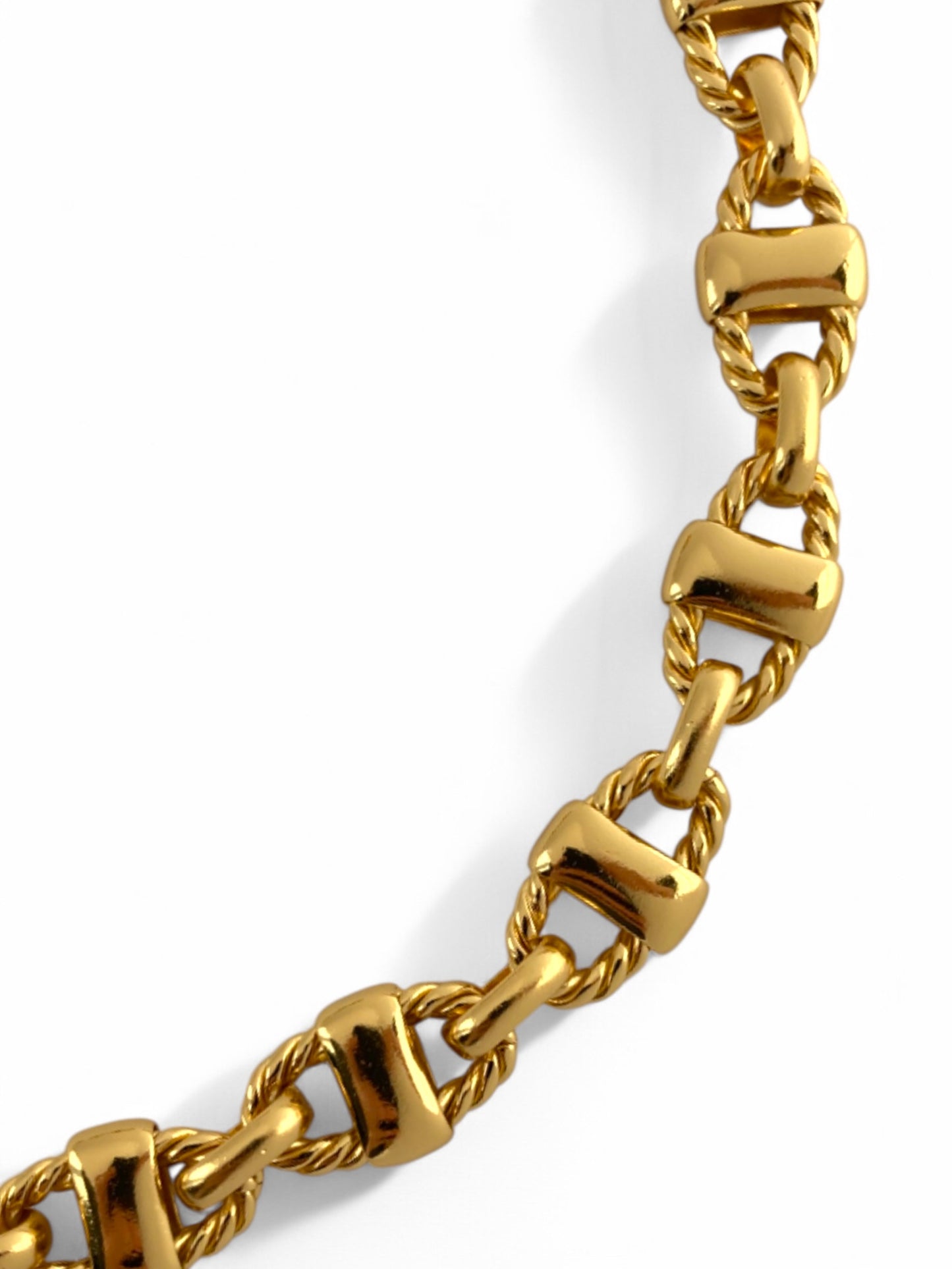 SPARROW large chunky unisex bracelet, twisted rope links, bold statement bracelet, western-inspired luxury minimalist jewelry for men and women, men’s jewelry gifts, gold bracelet for men, men’s fashion jewelry, Child of Wild Bautista Bracelet 