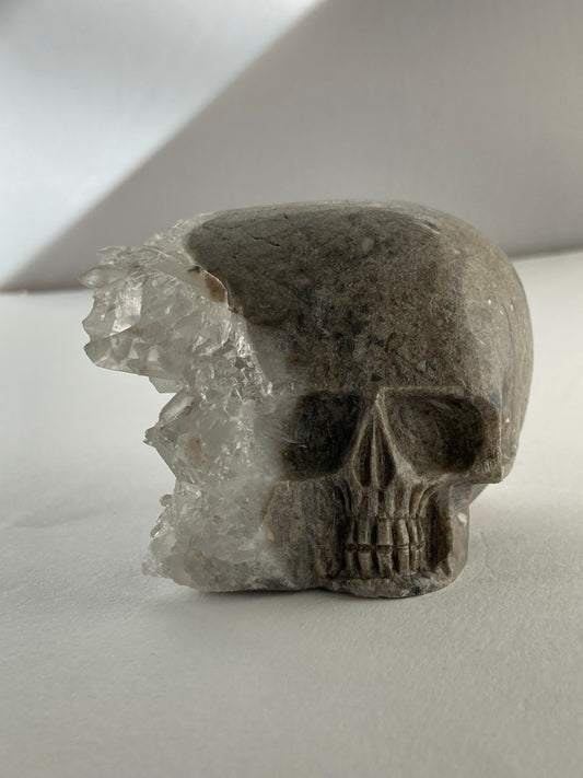 SPARROW quartz crystal skull decor mystical carved figurine gothic home accents witchy altar display spiritual crystal skull decoration unique quartz home decor ideas gift for men boyfriend gothic bedroom decoration