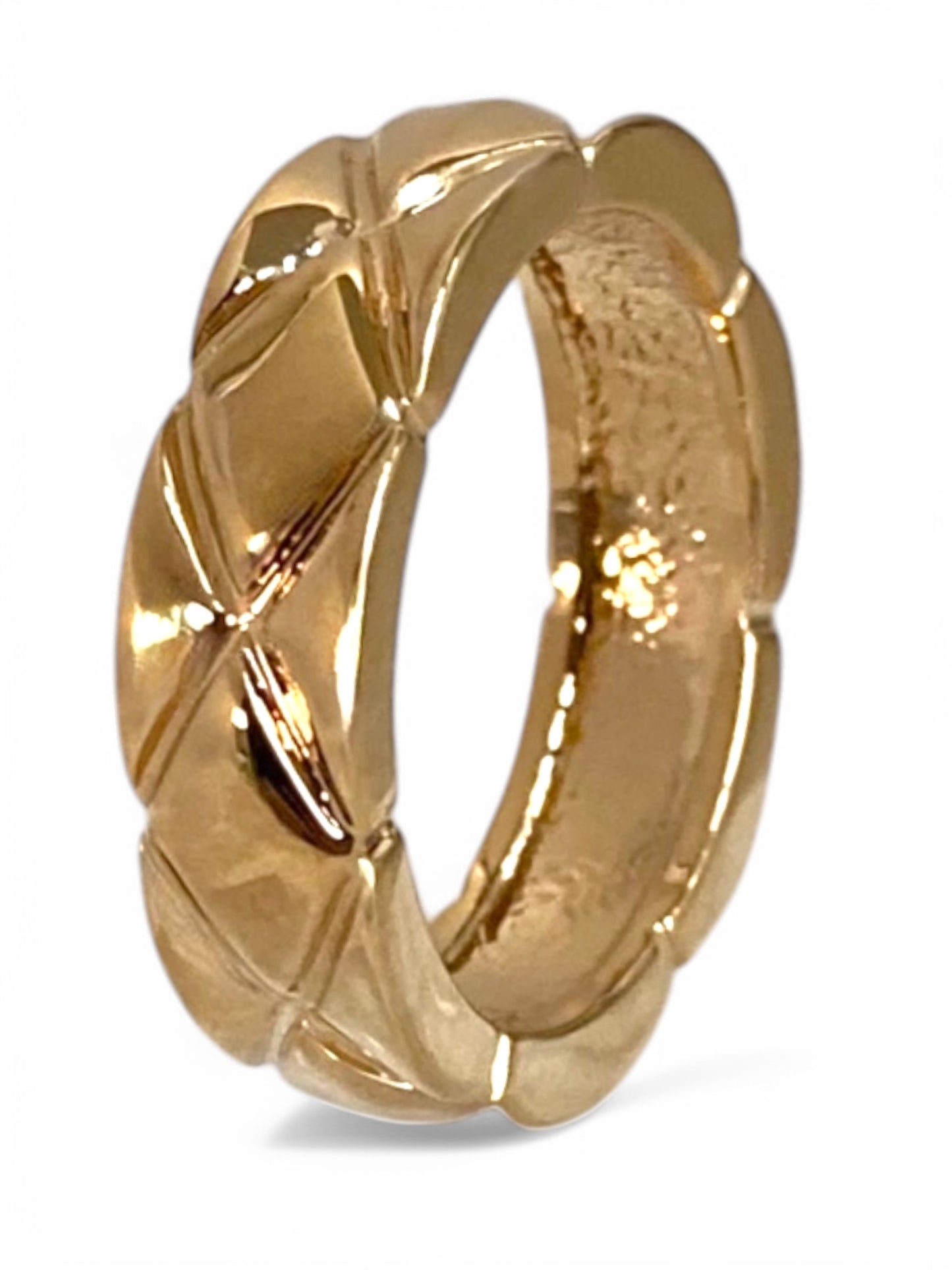SPARROW unisex band ring with X quilt pattern, simple everyday ring, perfect for layering and stacking, minimalist jewelry, trendy statement accessory.
