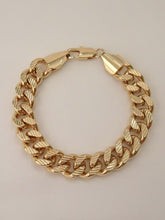 Load image into Gallery viewer, layering bracelets, layering bracelets gold, layering bracelets silver, layering bracelets classy, stacking bracelets gold, stacking bracelets classy, chunky bracelet, gold chain bracelet women, THE CYPRESS BRACELET Vanessa Mooney
