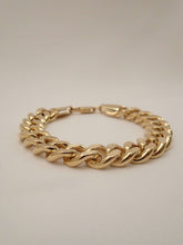 Load image into Gallery viewer, layering bracelets, layering bracelets gold, layering bracelets silver, layering bracelets classy, stacking bracelets gold, stacking bracelets classy, chunky bracelet, gold chain bracelet women, THE CYPRESS BRACELET Vanessa Mooney
