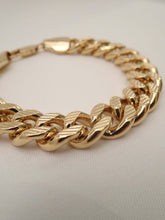 Load image into Gallery viewer, layering bracelets, layering bracelets gold, layering bracelets silver, layering bracelets classy, stacking bracelets gold, stacking bracelets classy, chunky bracelet, gold chain bracelet women, THE CYPRESS BRACELET Vanessa Mooney
