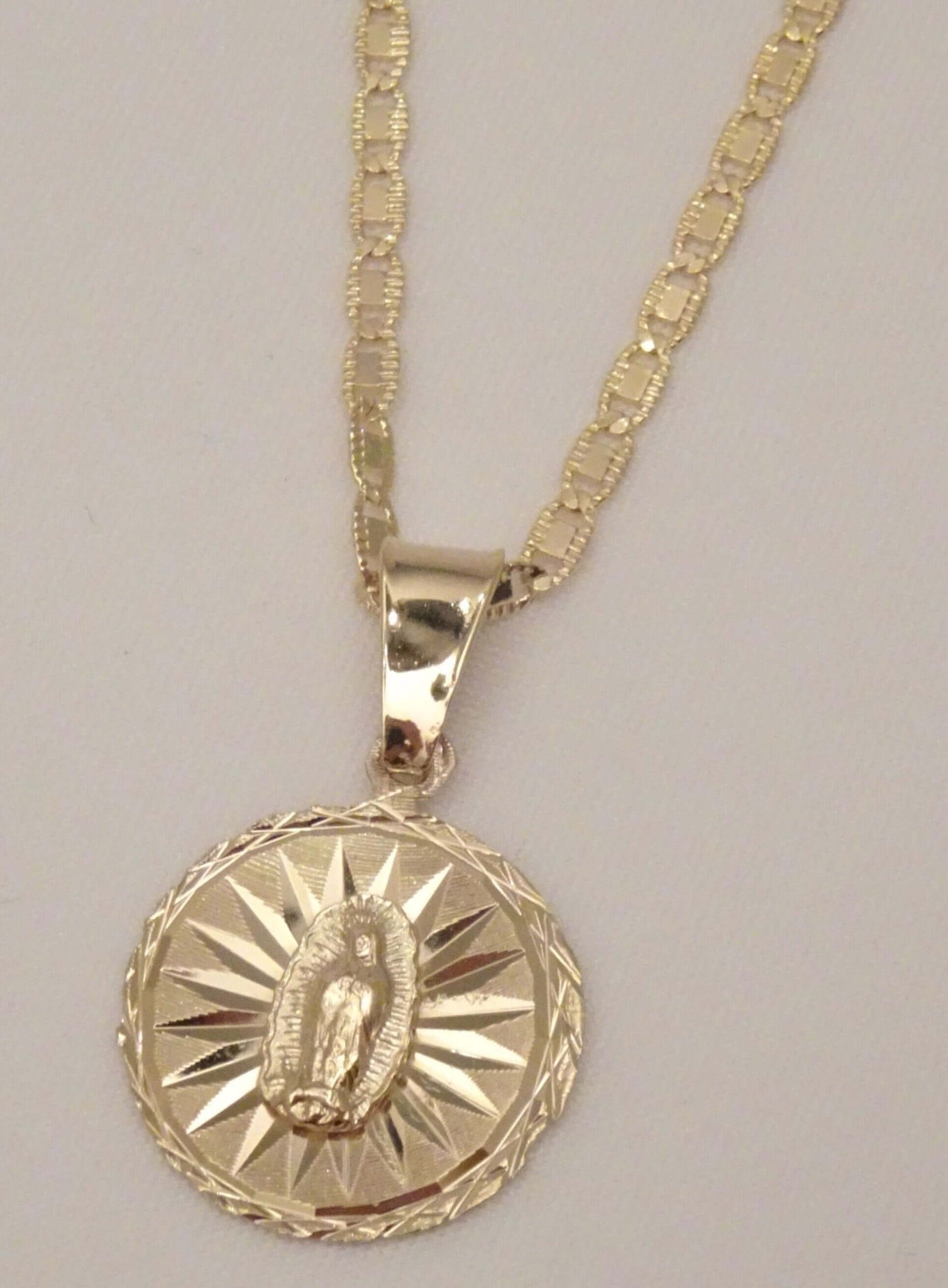Kids Collection 14K Yellow Gold Virgin Mary Medal Necklace - Walmart.com