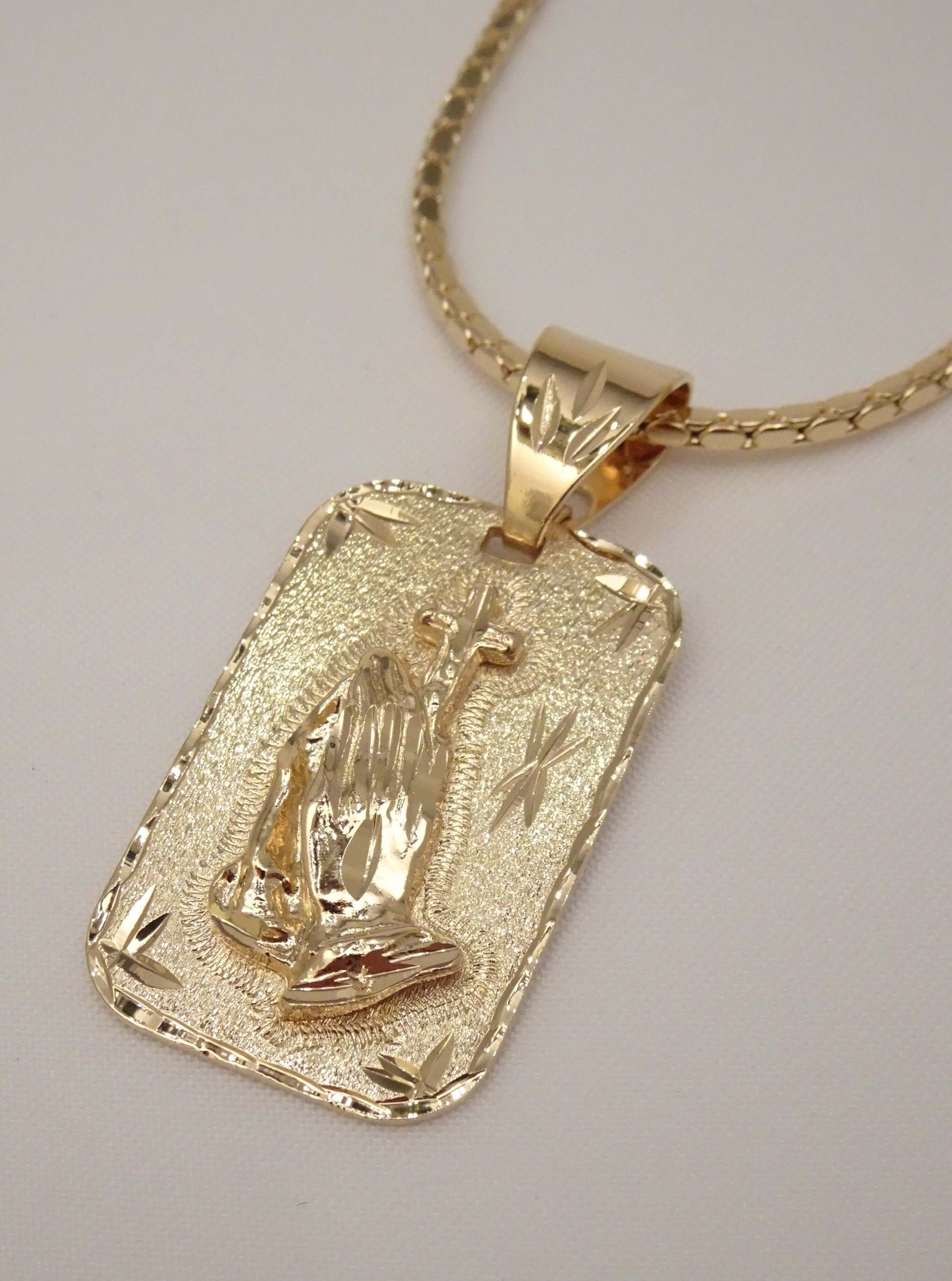 Lion Hearted Triple Charm Necklace in Silver – Mr.Ettika