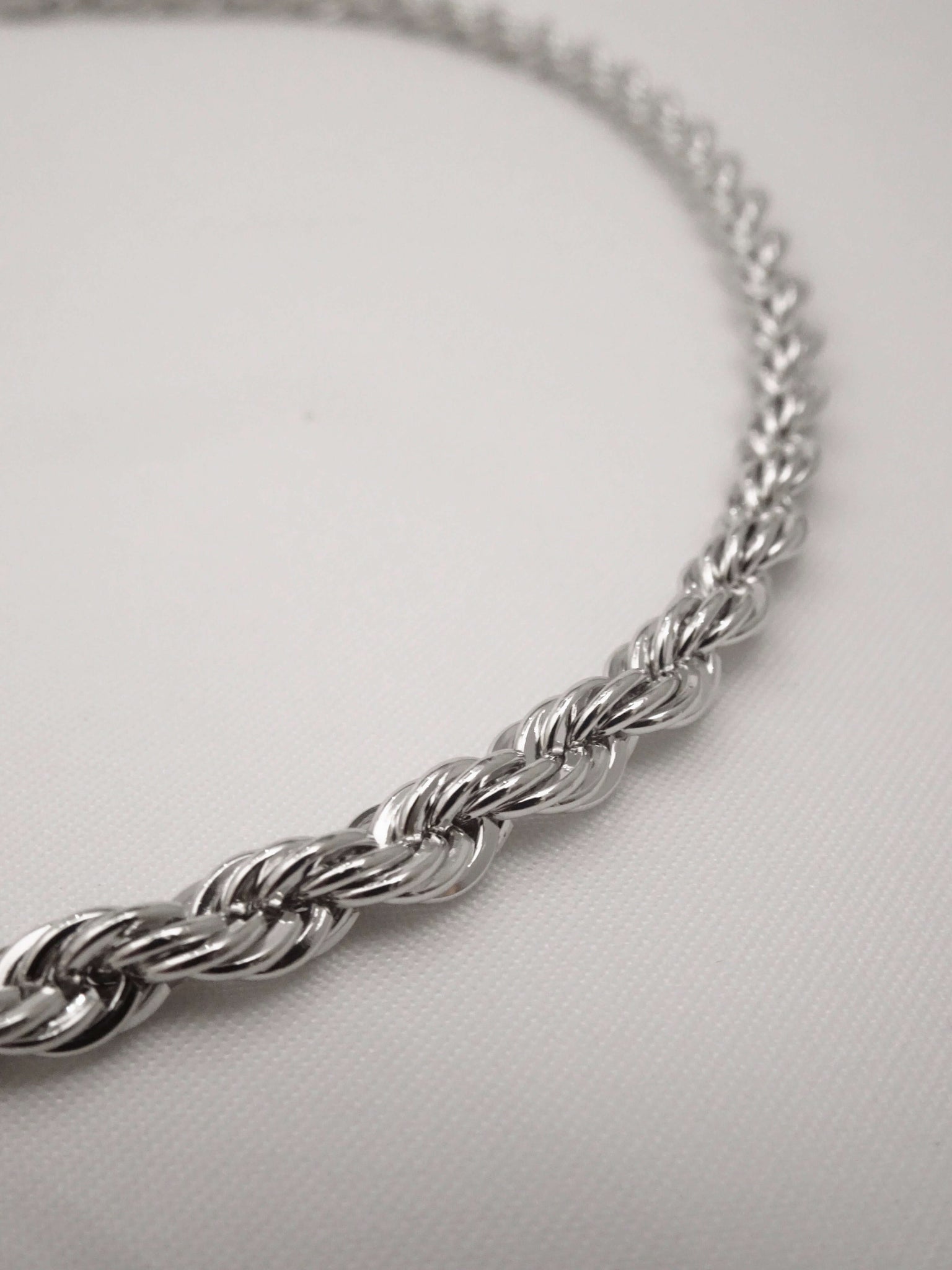 Rope Chain LA – Manufacturer of top of the line rope chains.