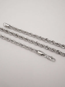 layering necklaces, layering necklace gold, layering necklace hack, layering chains, layering chain necklace gold, gold chain necklace, thick gold chain necklace unique chain, Rope chain, rope chain necklace gold, rope chain necklace, rope chain mens