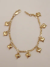 Load image into Gallery viewer, Heart bracelet, heart bracelet gold, heart bracelet gold simple, heart bracelet gold jewellery, gold bracelet with heart, gold heart charm bracelet,Vanessa mooney heart bracelet, gold heart chain bracelet, puff heart bracelet, Vanessa mooney heart anklet
