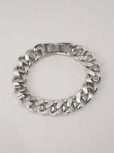 Load image into Gallery viewer, layering bracelets, layering bracelets gold, layering bracelets silver, layering bracelets classy, stacking bracelets gold, stacking bracelets classy, chunky bracelet, gold chain bracelet women, THE CYPRESS BRACELET Vanessa Mooney
