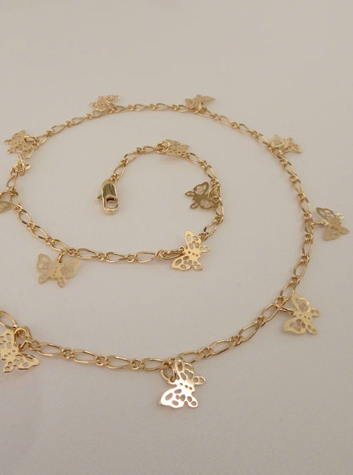 butterfly necklace, butterfly necklace gold, butterfly pendant necklace, butterfly pendant, butterfly pendant gold, butterfly pendant necklace gold, butterfly jewelry, butterfly jewelry necklace, Vanessa mooney butterfly necklace