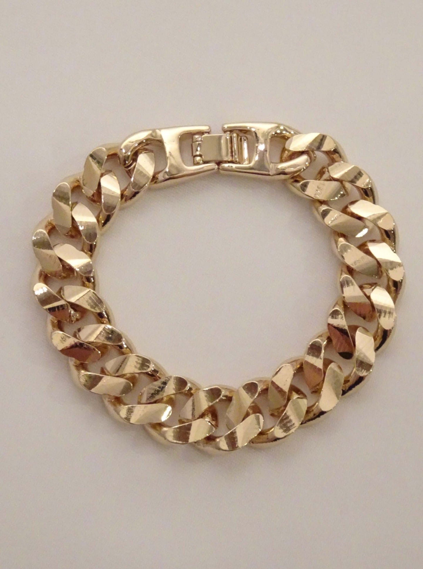 layering bracelets, layering bracelets gold, layering bracelets silver, layering bracelets classy, stacking bracelets gold, stacking bracelets classy, chunky bracelet, gold chain bracelet women, THE CYPRESS BRACELET Vanessa Mooney