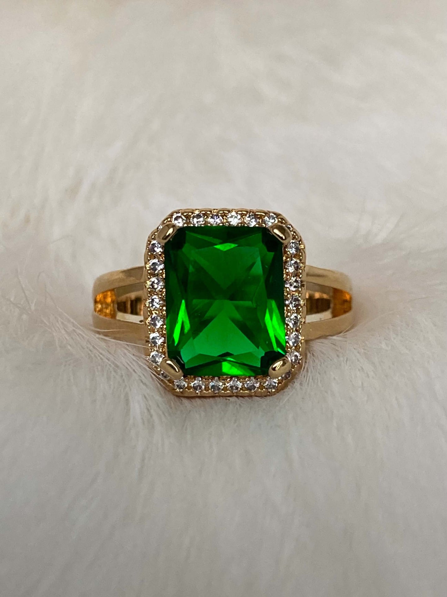 Vanessa Mooney emerald ring, Vanessa mooney AMOY RING, Vanessa mooney GARLAND EMERALD RING, emerald ring, emerald ring gold, emerald ring simple, emerald ring designs unique, emerald gold ring simple Emerald CZ ring, cocktail ring