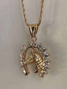 Horseshoe necklace, horseshoe necklace gold, horseshoe gold pendant, lucky horseshoe, Cubic Zirconia horseshoe, horse shoe necklace gold, horse shoe necklace simple, horse shoe necklace cowgirl, Vanessa mooney horseshoe necklace 