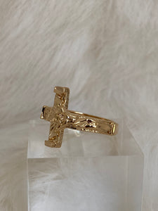Cross ring, cross rings for women, cross ring for men, cross rings for women gold, cross rings for women simple, cross ring gold, cross ring men, sideways cross ring, crucifix ring, religious rings, Vanessa Mooney gold THE CROSS RING