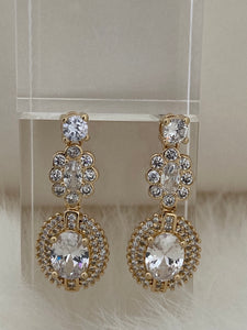 diamond earrings, diamond earrings long, crystal earrings, wedding earrings, wedding earrings bride, wedding earrings drop, wedding earrings gold, wedding earrings vintage, wedding jewelry, wedding jewelry for bride, diamond earring statement