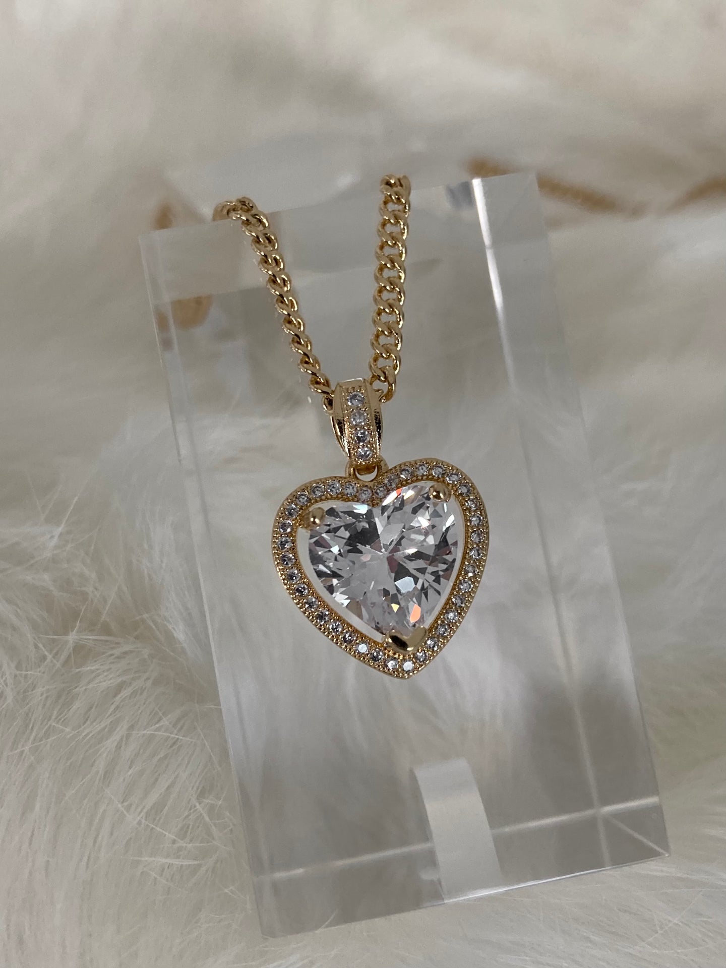 18K White Gold Mini Heart Necklace - Kennedy