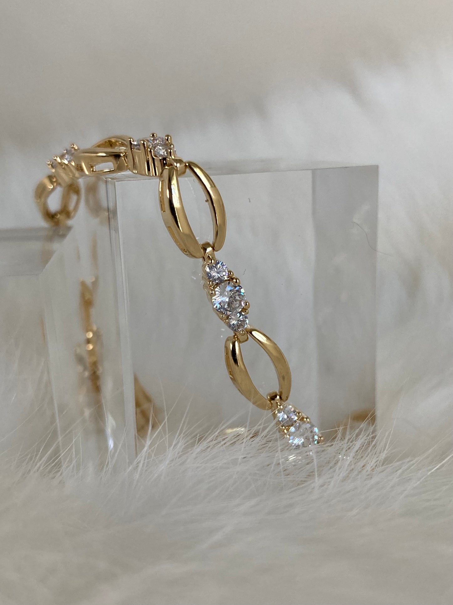 SPARROW basic tennis bracelet with CZ stones and link design, timeless fashion jewelry for women, elegant stacking bracelet