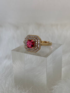 Vanessa Mooney the cherry heart ring gold, Vanessa mooney Roxy ring ruby, ruby ring, ruby ring gold, ruby ring simple, ruby rings women, ruby ring gold unique, ruby heart ring, gold ruby heart ring, ruby CZ heart ring, red ruby heart shaped ring
