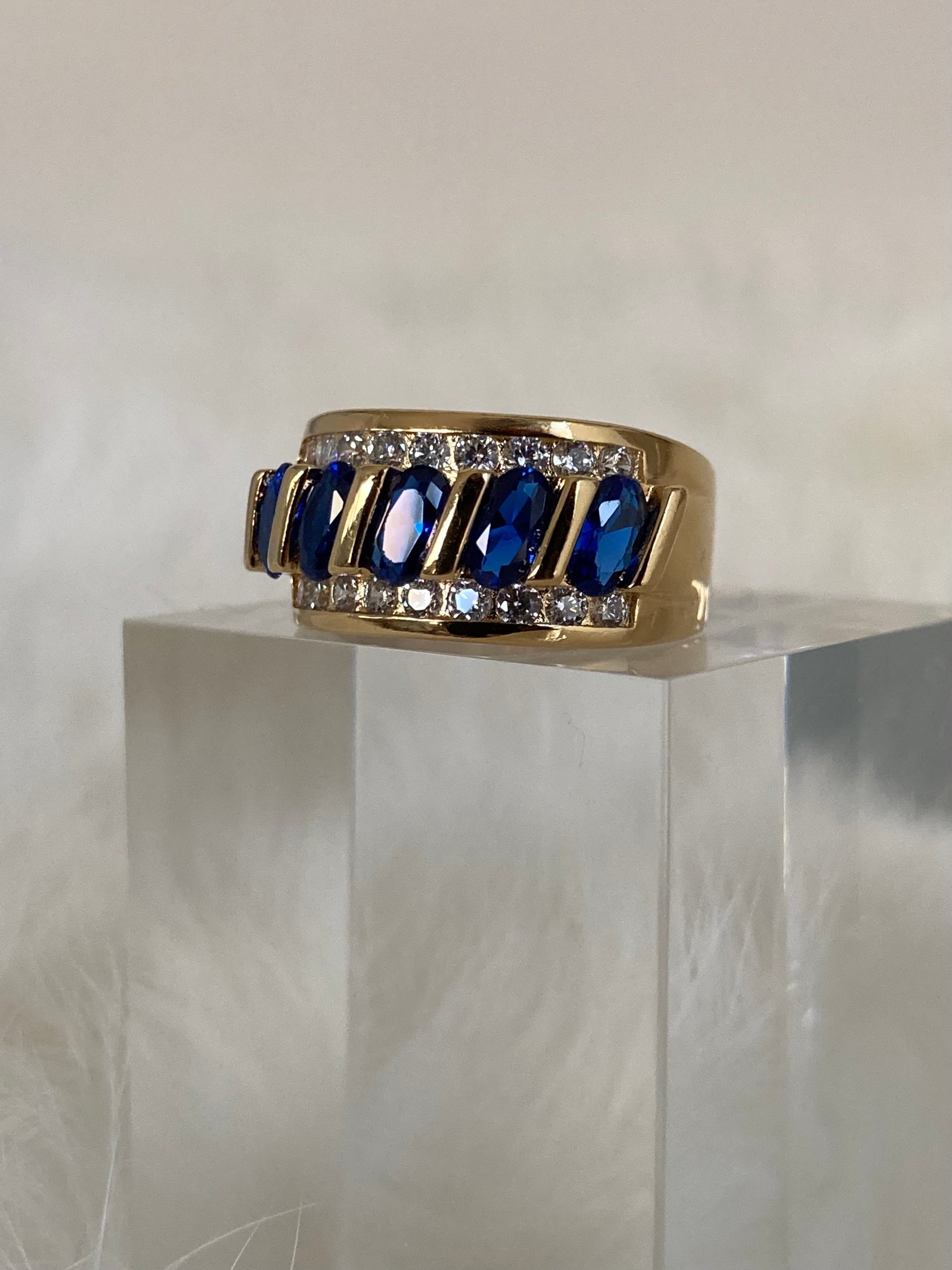 SPARROW unisex cocktail ring, streetwear statement ring, 5 blue sapphire rectangle stones, bold fashion accessory, trendy unisex jewelry, sapphire luxury ring for men and women