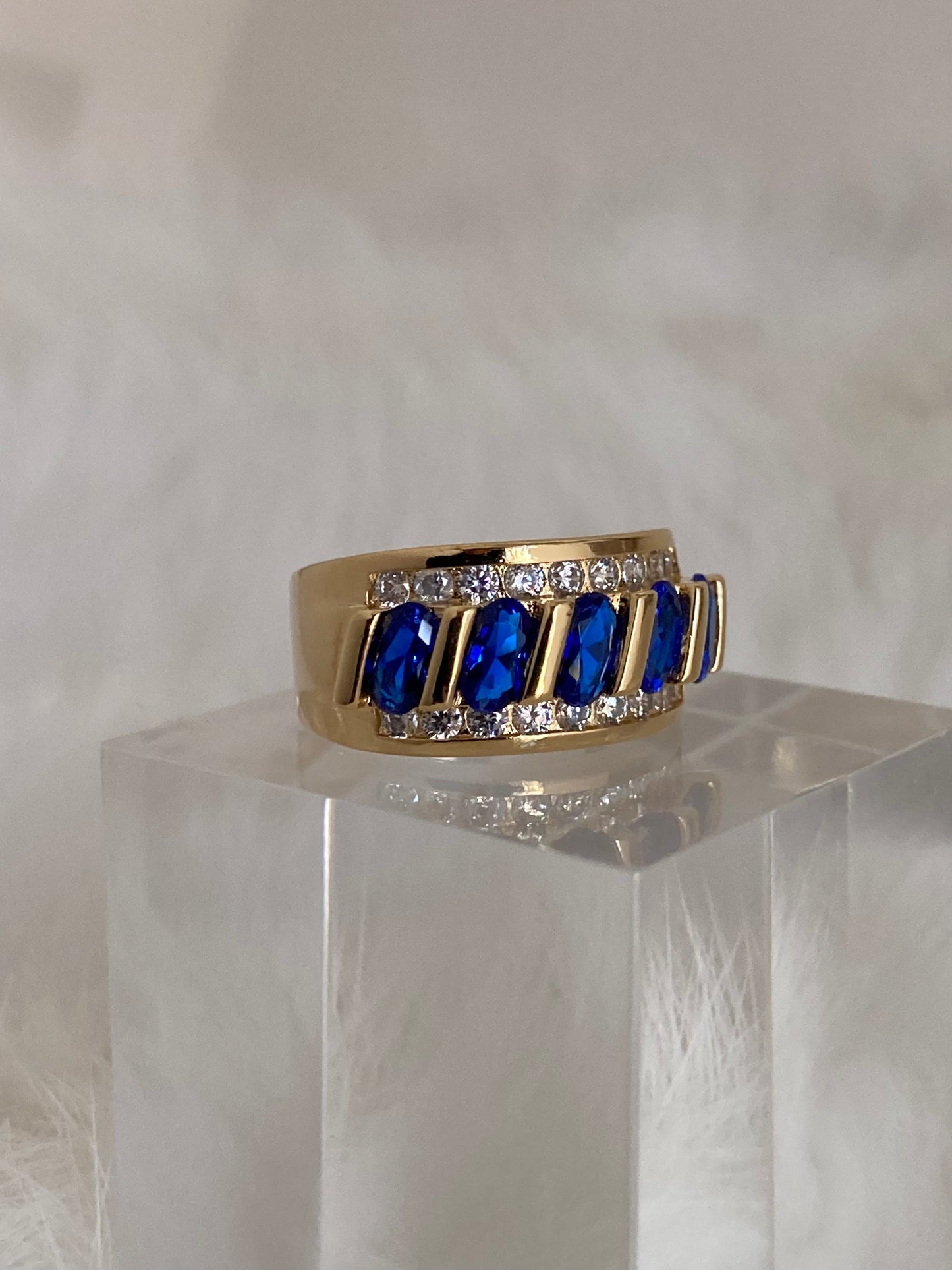 SPARROW unisex cocktail ring, streetwear statement ring, 5 blue sapphire rectangle stones, bold fashion accessory, trendy unisex jewelry, sapphire luxury ring for men and women