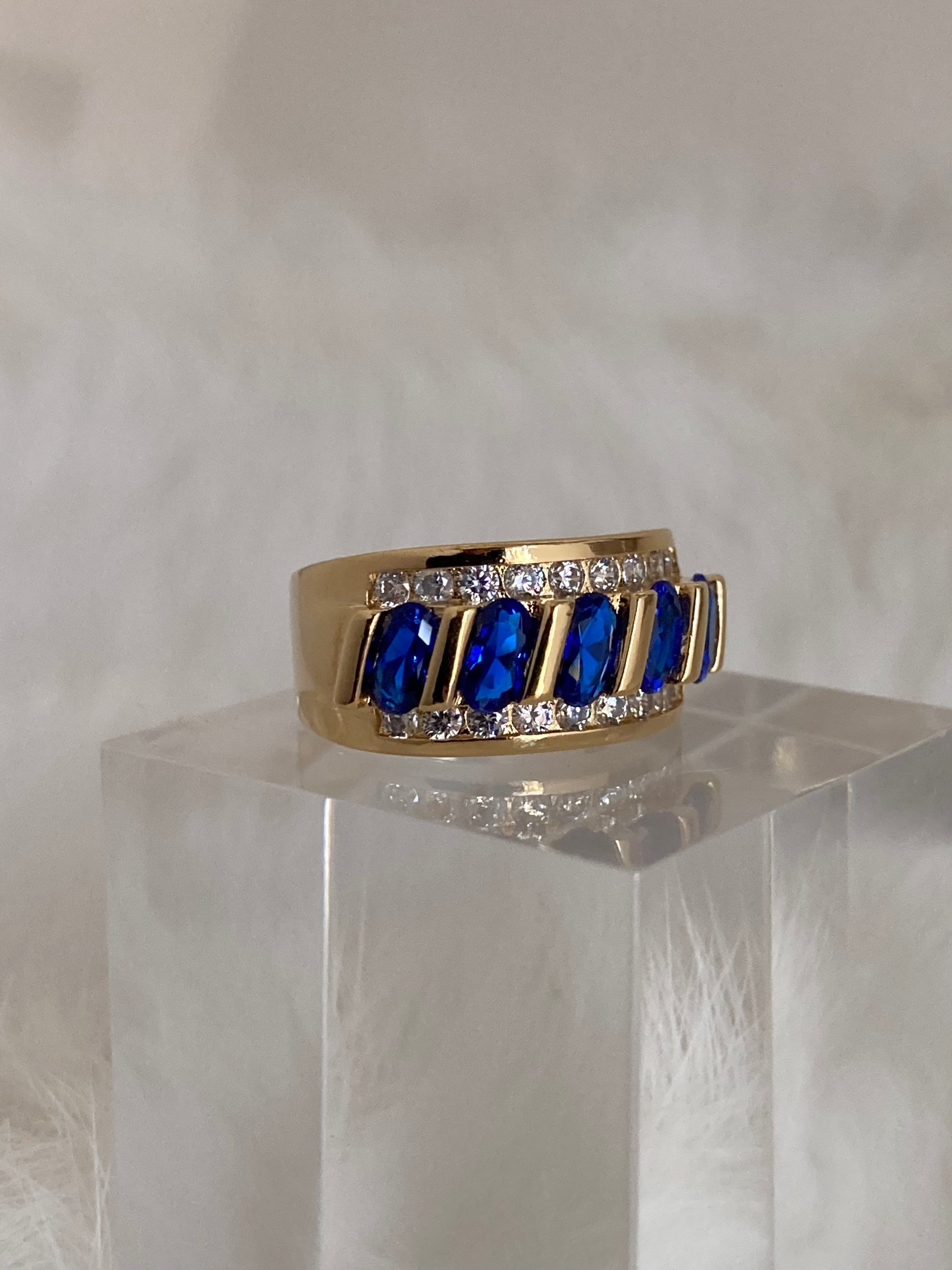 SPARROW unisex cocktail ring, streetwear statement ring, 5 blue sapphire rectangle stones, bold fashion accessory, trendy unisex jewelry, sapphire luxury ring for men and women