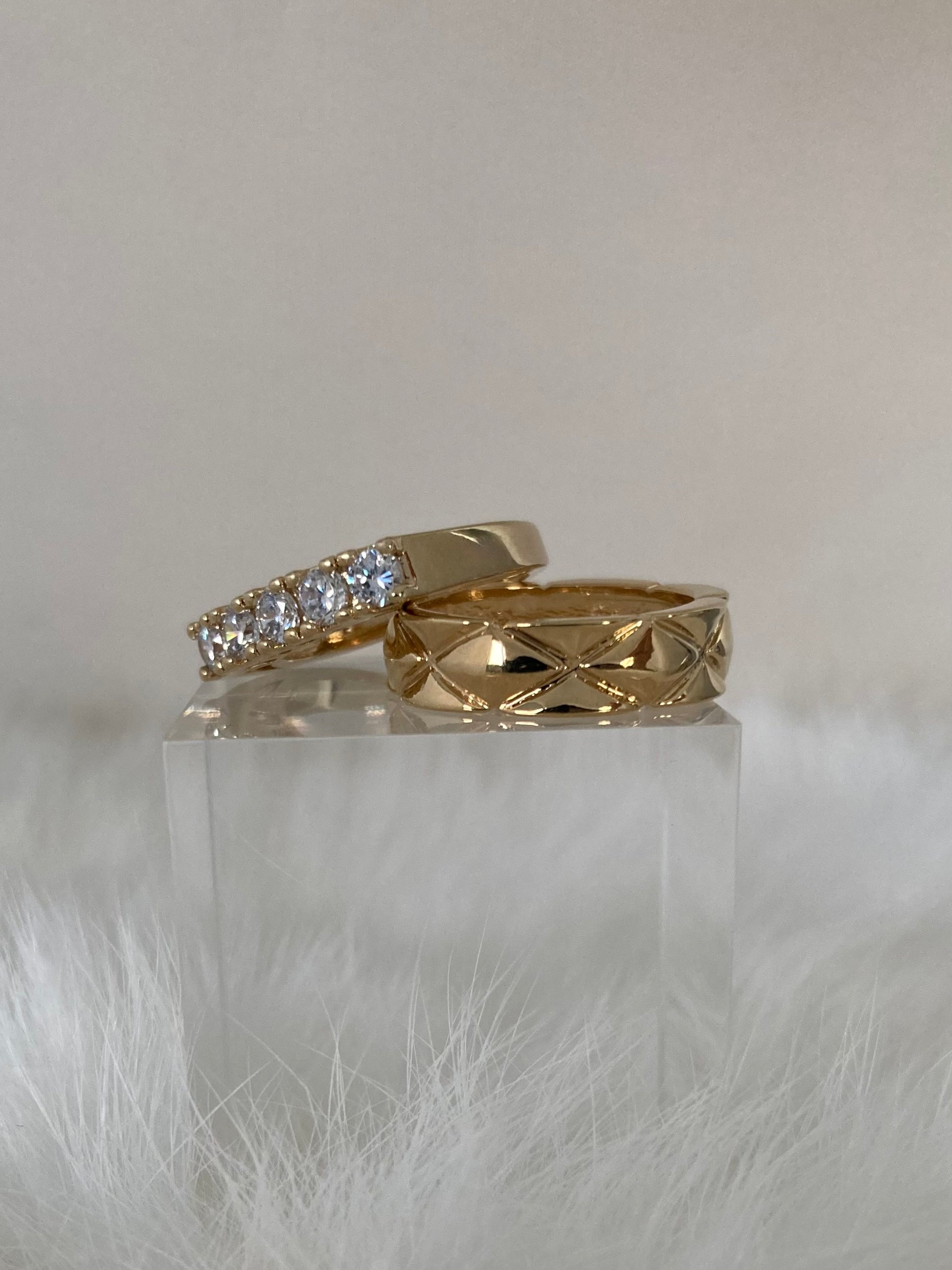 SPARROW unisex band ring with X quilt pattern, simple everyday ring, perfect for layering and stacking, minimalist jewelry, trendy statement accessory.
