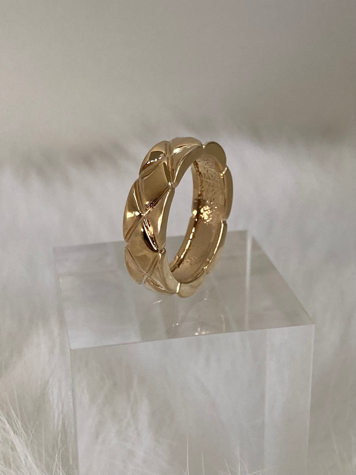 SPARROW unisex band ring with X quilt pattern, simple everyday ring, perfect for layering and stacking, minimalist jewelry, trendy statement accessory.