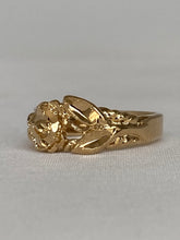 Load image into Gallery viewer, rose ring, gold flower ring, rose flower ring, rose jewelry, rose gold rose ring, gold rose ring, gold rose flower ring, rose flower ring Vanessa mooney, The Gold Rose Ring, Vanessa mooney gold ring, Child of Wild Ring, Child of Wild Eden Rose Ring Gold
