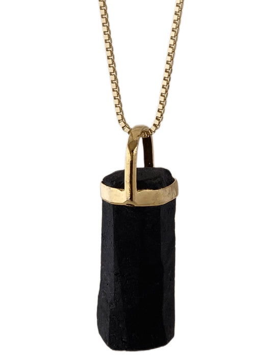 SPARROW unisex raw black onyx crystal pendant necklace, natural healing stone, minimalist design, perfect for layering, Gold Jewelry, Silver Jewelry, Jewelry for Women, Trendy Jewelry, Men's Jewelry, Men's Fashion Jewelry, Unique Gifts