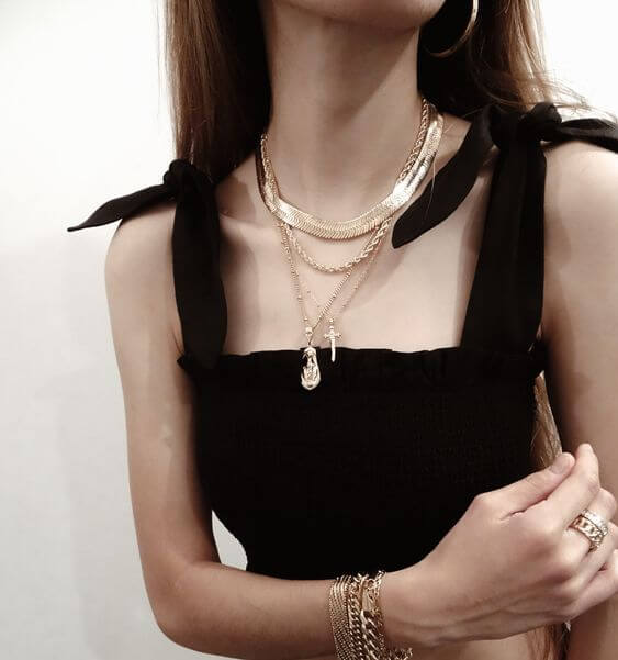 SPARROW unisex chain link ring, bold statement jewelry, trendy fashion ring, minimalist design, stackable ring for men and women, Vanessa Mooney The Chain Link Ring, Child of Wild Jada Link Ring