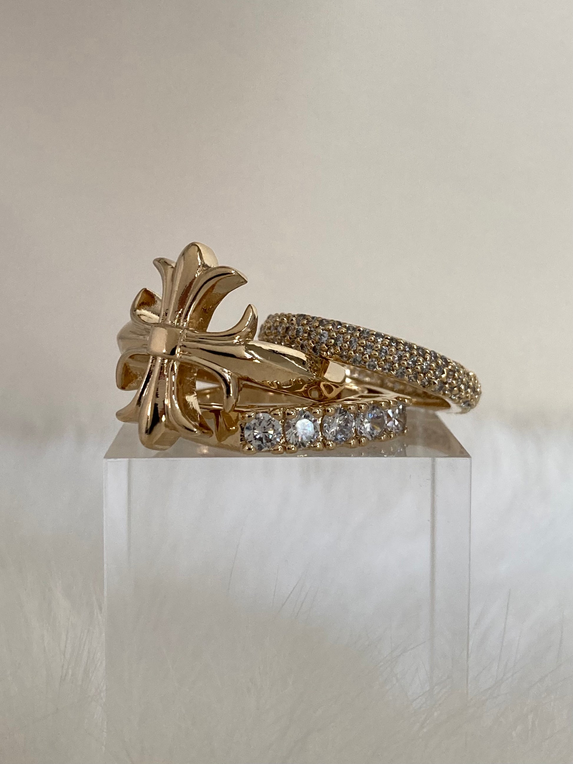 Gold ring, stackable ring, layered rings, unisex ring, luxury ring, boho jewelry, festival jewelry, trendy ring, minimalist ring, pinky ring, stacking bands, cubic zirconia ring, infinity ring, eternity ring, thin band ring, gift for her