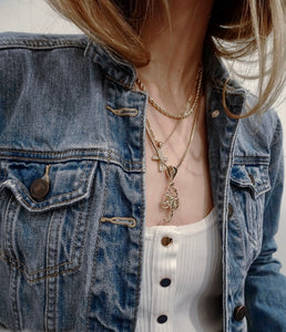 layering necklaces, layering necklace gold, layering necklace hack, layering chains, layering chain necklace gold, gold chain necklace, thick gold chain necklace unique chain, Rope chain, rope chain necklace gold, rope chain necklace, rope chain mens